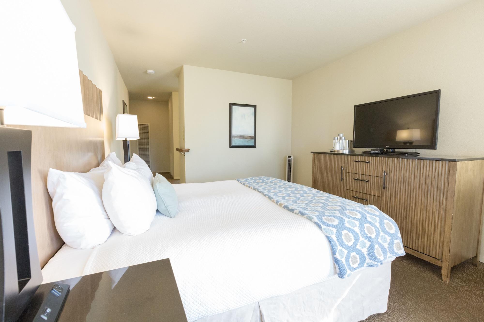 Cambria Landing Inn And Suites Extérieur photo