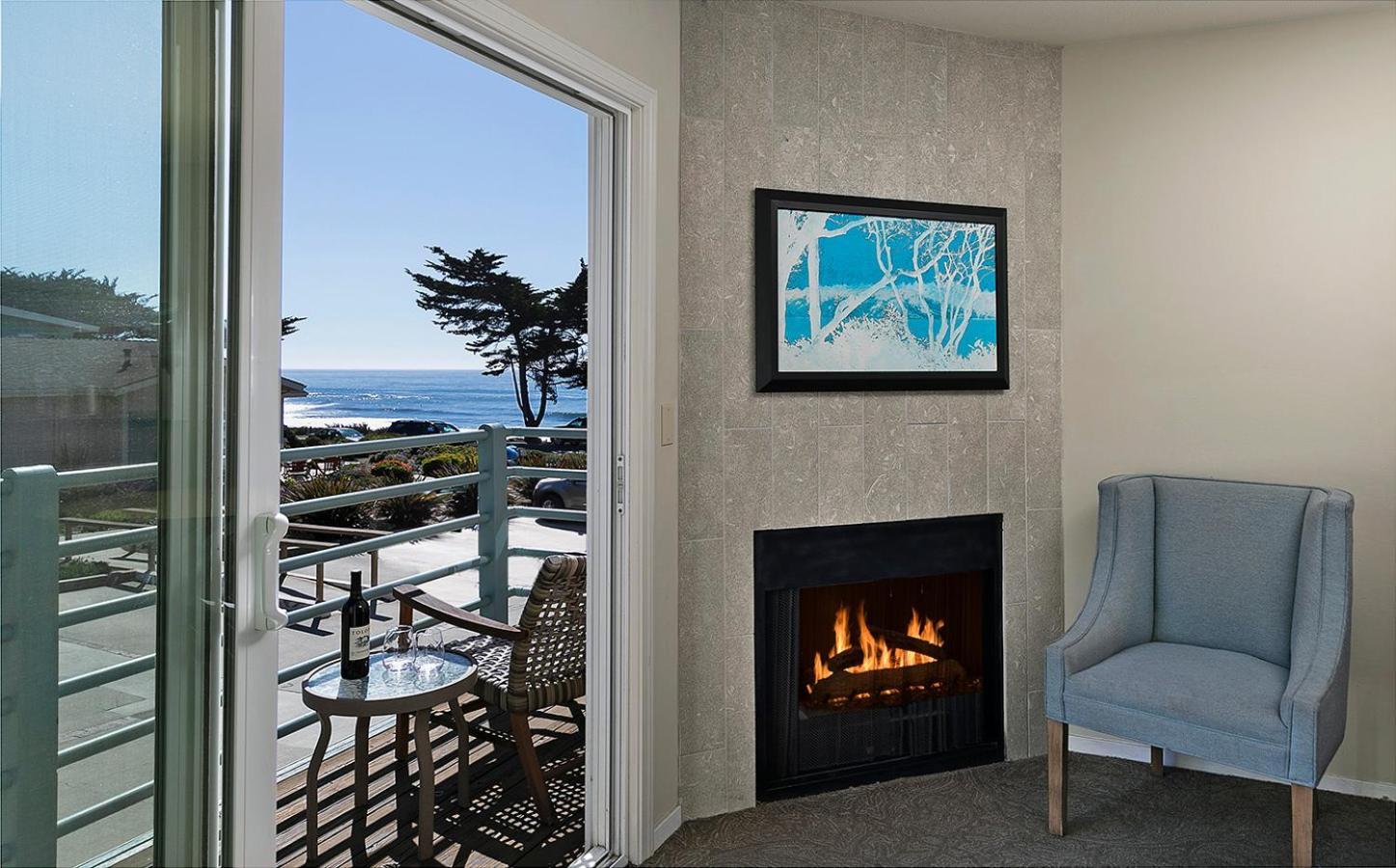 Cambria Landing Inn And Suites Extérieur photo