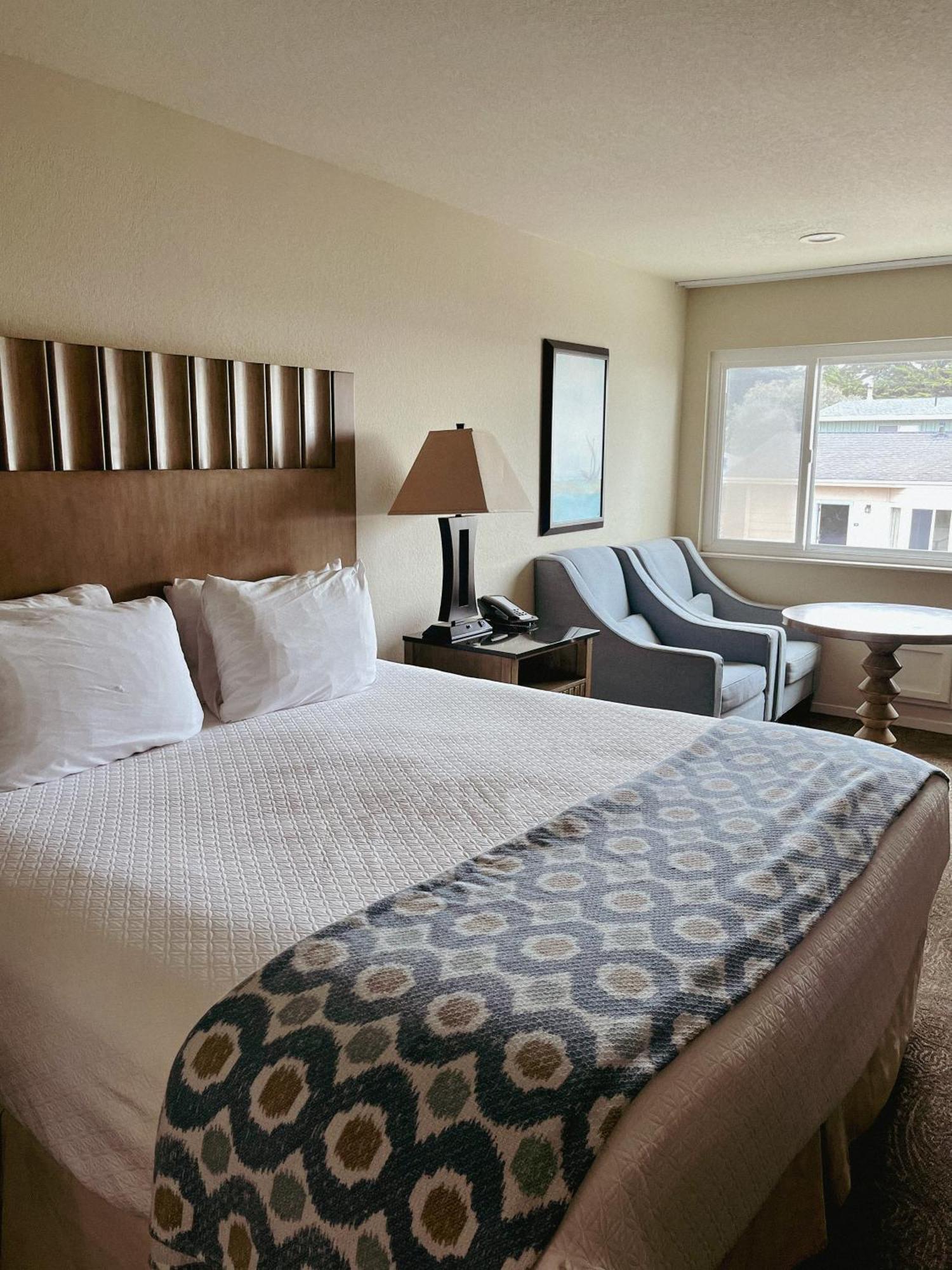 Cambria Landing Inn And Suites Extérieur photo
