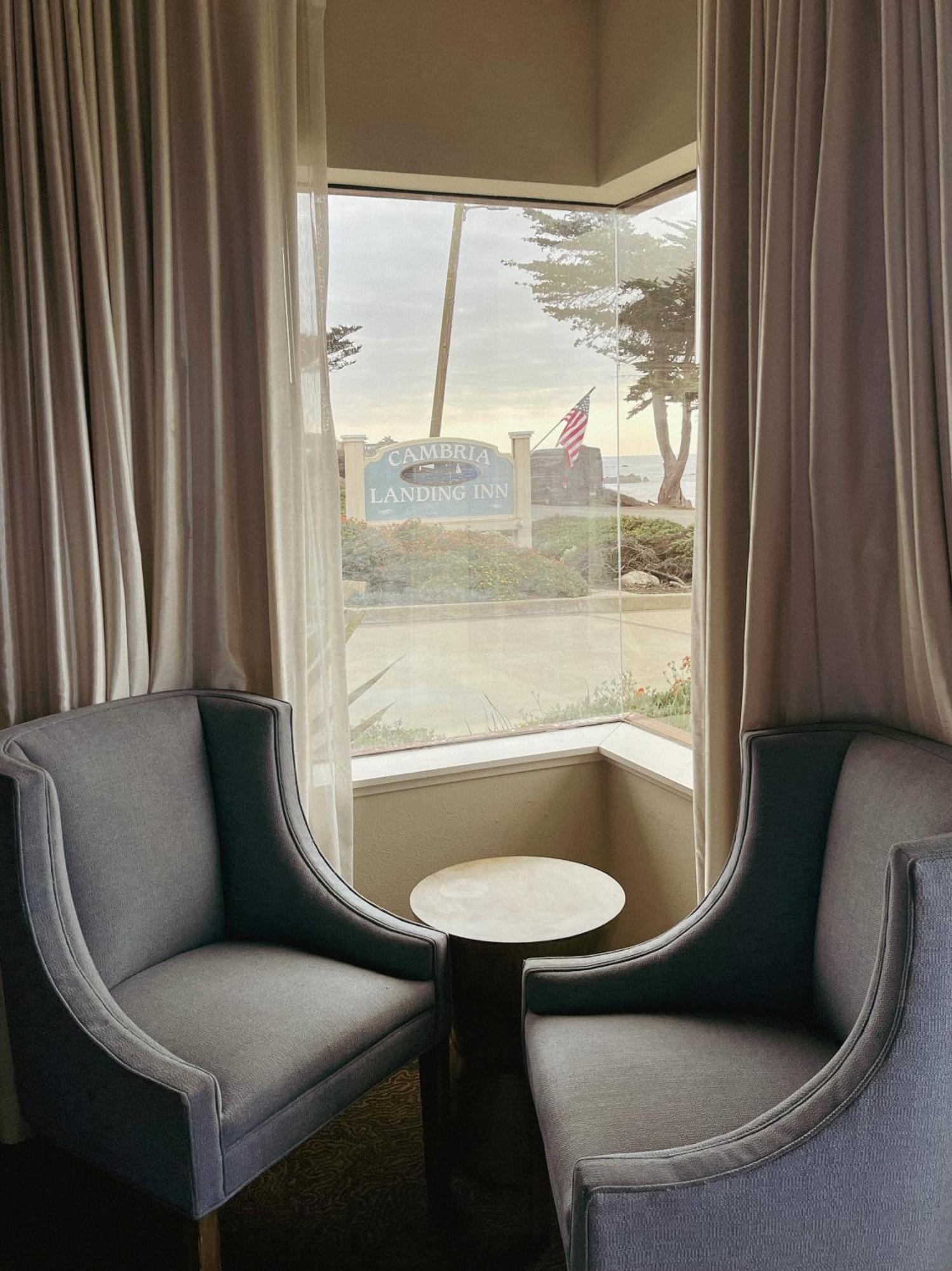 Cambria Landing Inn And Suites Extérieur photo