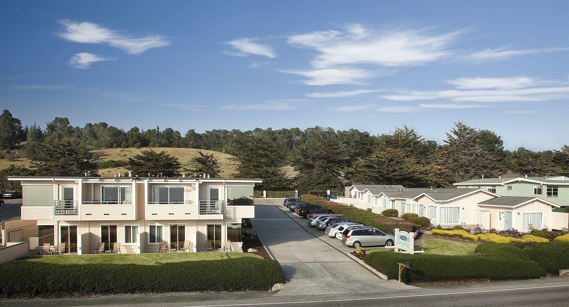 Cambria Landing Inn And Suites Extérieur photo